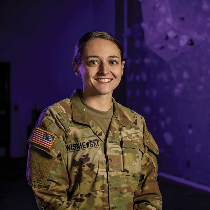 Houghton alumna Ali Wisniewski in Army uniform.