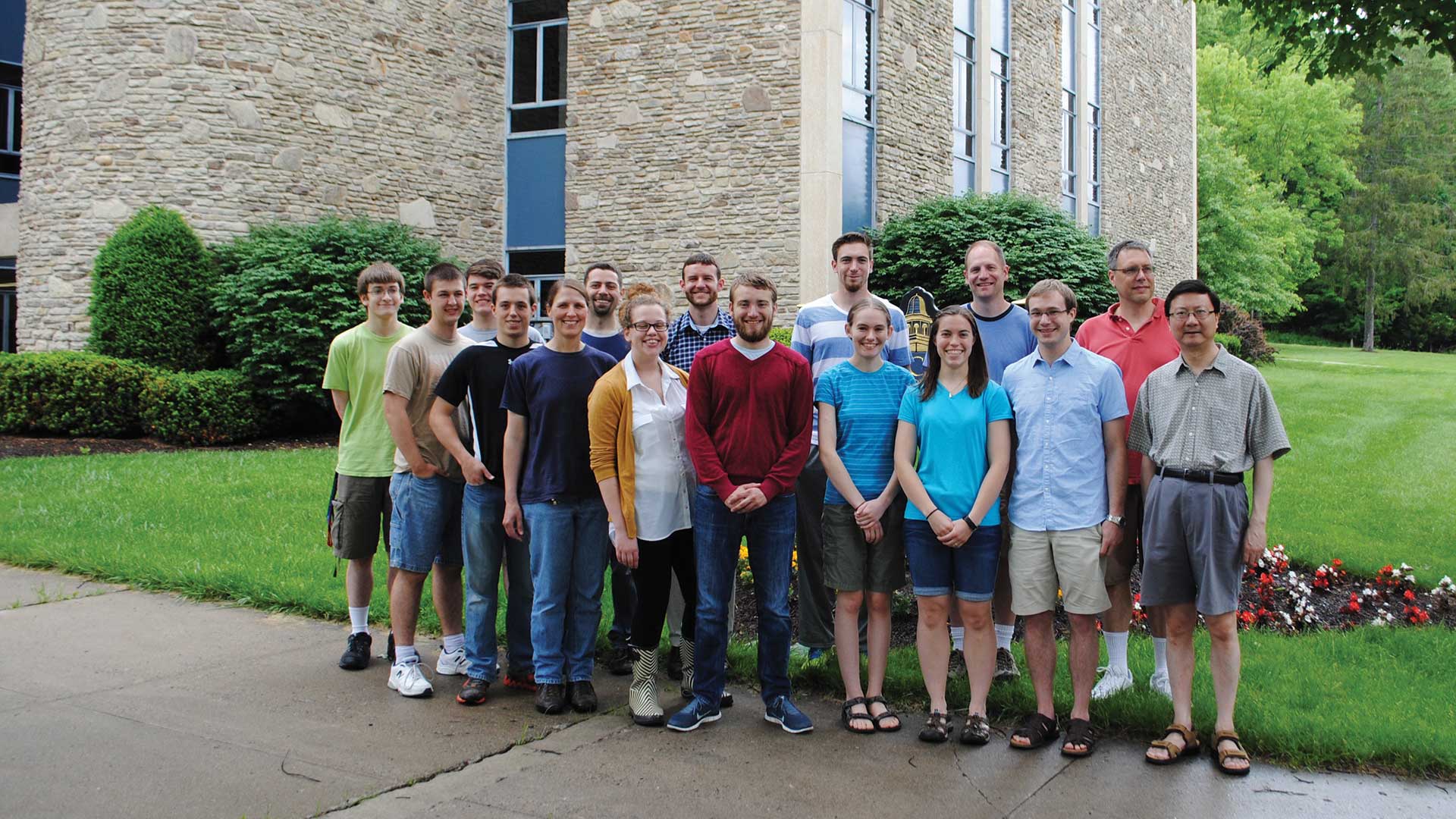 Group of Houghton students with their professors, part of the Shannon Summer Research Institute.