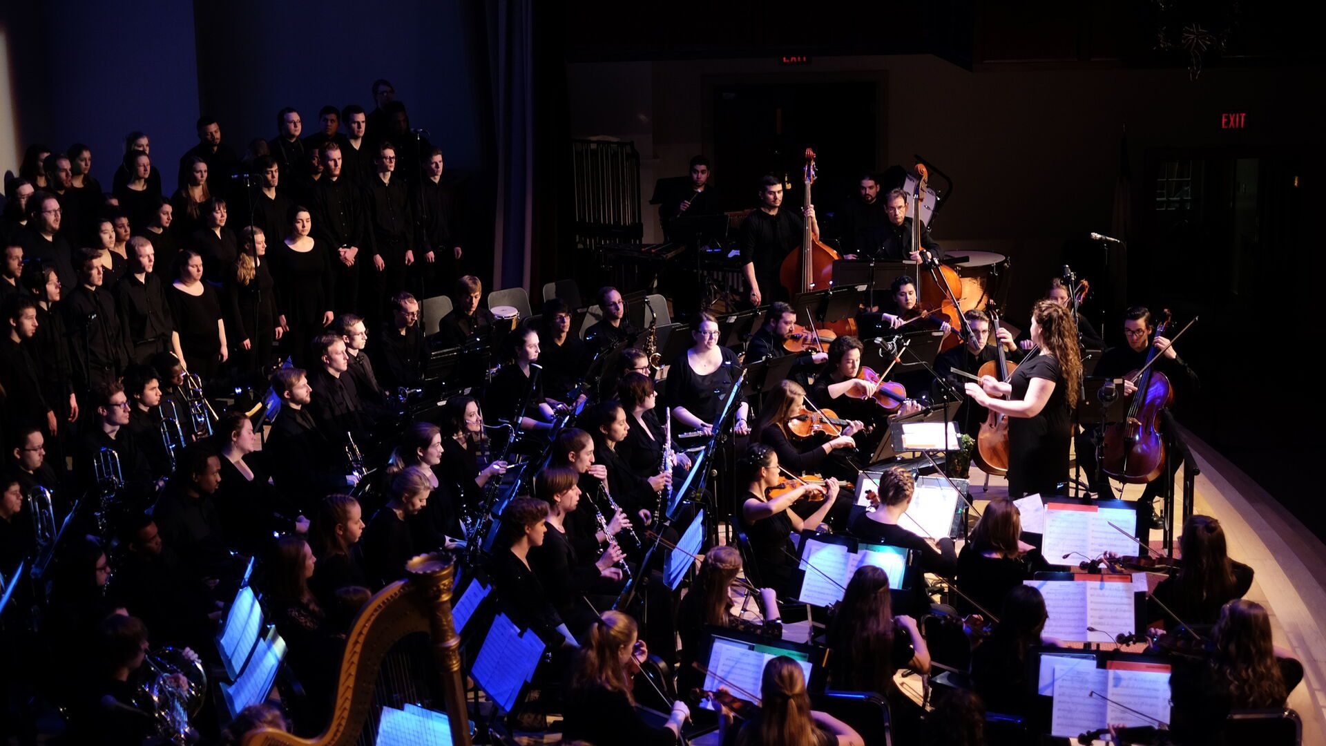 Overhead view of orchestra and choir during Houghton's Christmas Prism.