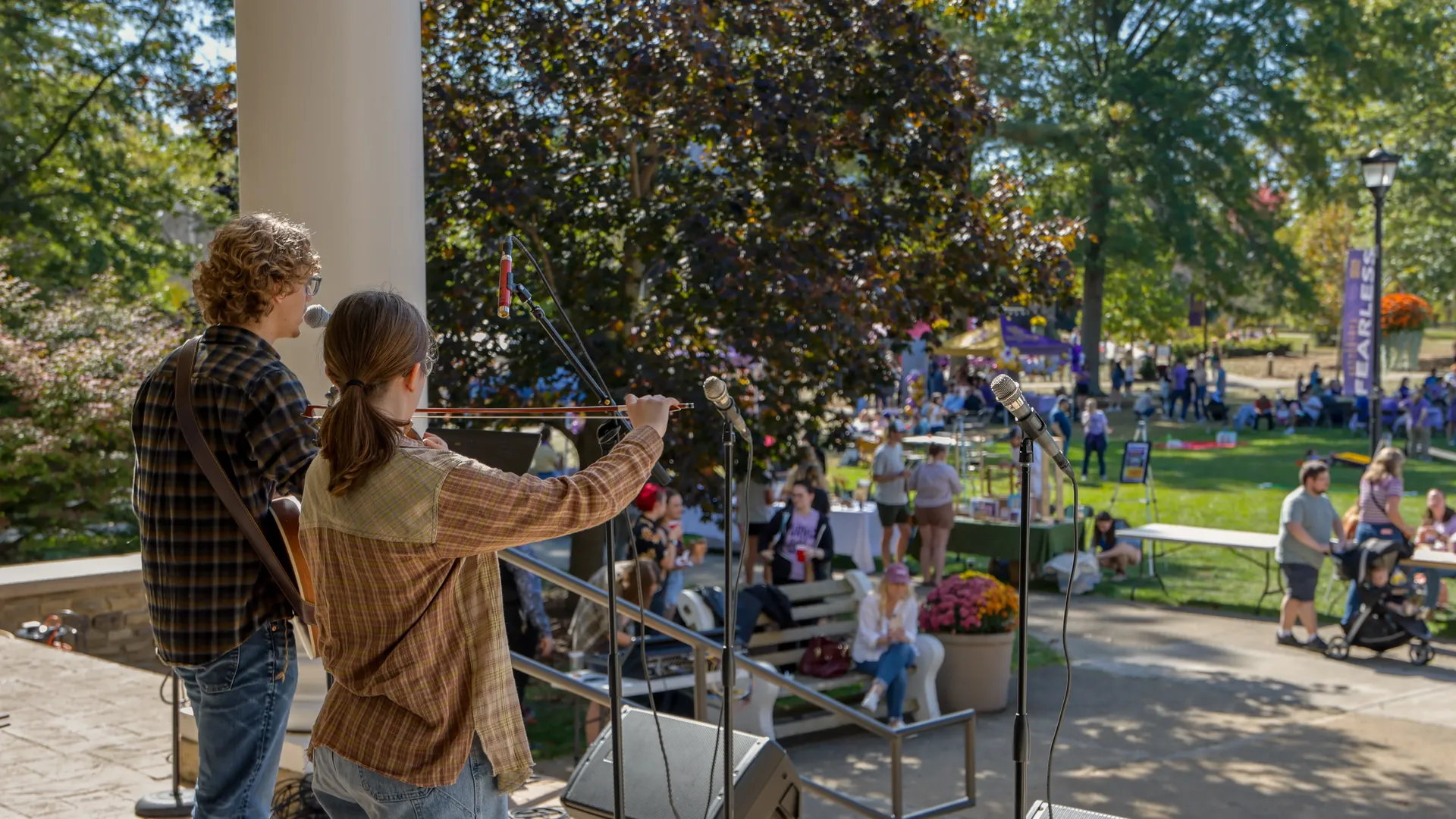Students at homecoming