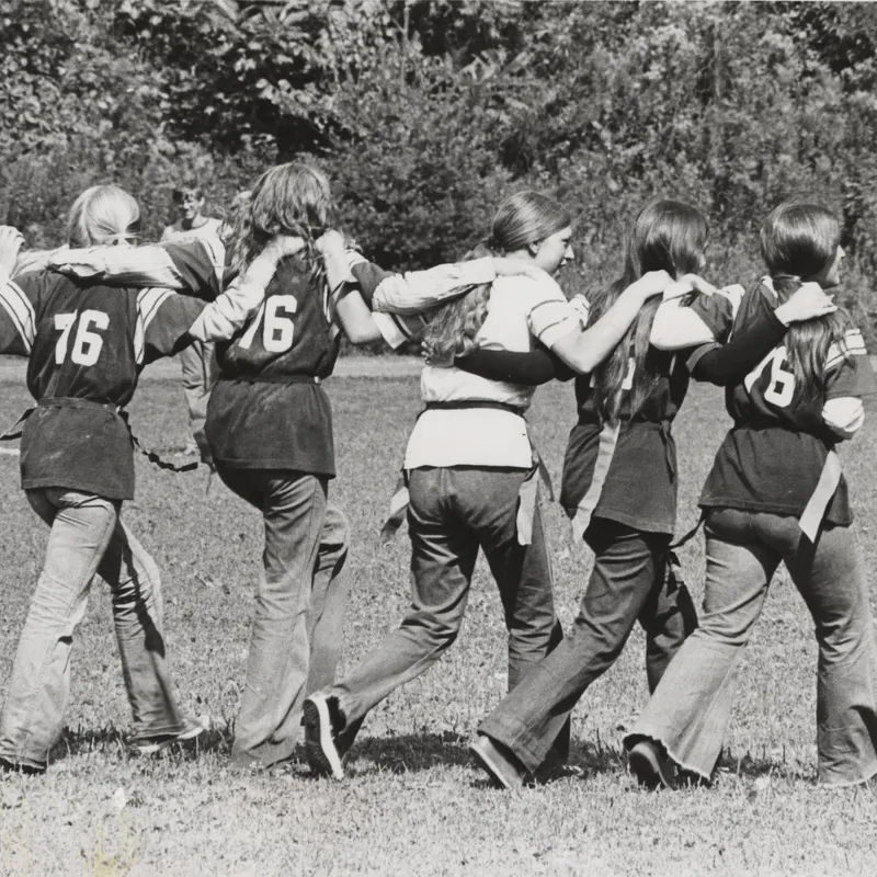 1976 Houghton students hanging out outside